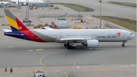 Boieng 777 von Asiana Airlines